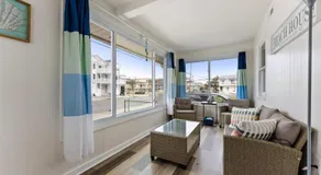 Renovated 4BR Home, 2 Blocks from the Beach! - Image 2