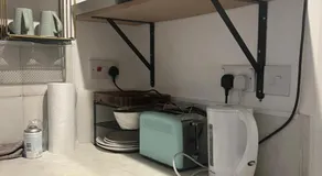 Modern Studio Appartment - Image 4