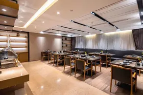 Sea Trek Star Exquisite Hotel - Image 4