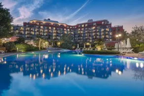 Merit Crystal Cove Hotel Casino & SPA - Image 2