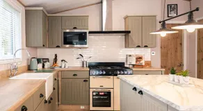 The White Rose Lodge with Hot Tub - Image 5