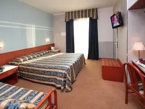 Hotel Colombo - Image 4