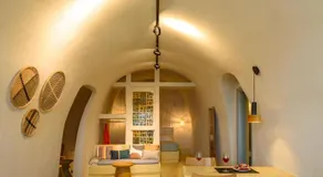 Sublime Villa & Caves - Image 4