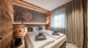 ALPEDOR Mountain Suites - Image 2