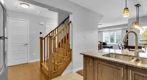 Cozy 3BR Home with Parking Near Kitchener Attractions - Image 4