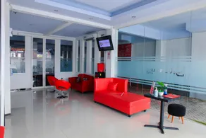 D'Shario Hotel- Kepanjen - Image 2