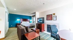 Metro Phoenix Extended Stay - Queen Studio - Image 2