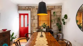 Surry Hills 1 Bedroom Terrace with Courtyard - Image 5