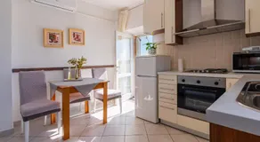 Apartments Luka, Punta Jurana - Image 4