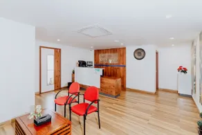 Regal Suites - Image 4