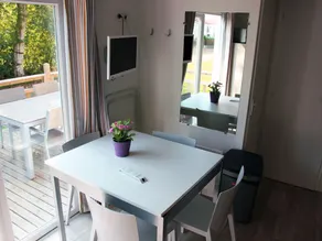 VakantieNoord, chalet 6p with veranda, located in Friesland, 5 stars camping on the lake - Image 4