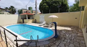 Espaçosa Casa em Ponta Neg com Piscina Privativa a 5 min da praia - Image 4