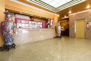 Day Chen Hotel - Image 4