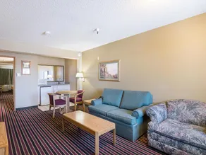Motel 6 Stockton - Image 5