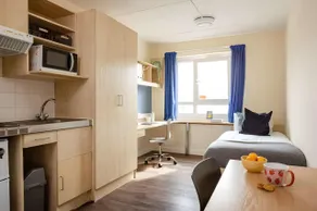 McMillan Student Village in London - Image 3