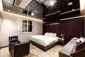 Hotel Kim - Image 2
