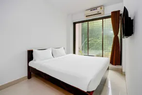 AR Residency Hotel - Image 2
