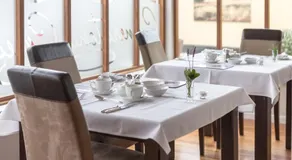 Cornerstone Guesthouse - Image 2