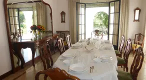 Espectacular Casa Chateau en el centro de Olot - Image 3