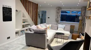 Modern and Cozy Retreat in Abingdon - Oxford- Sleeps 4 in a Quiet Location - Image 4