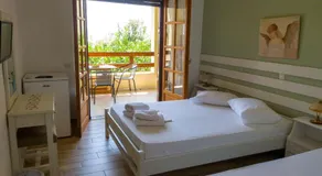 Mikro Βeach Ηotel - Image 2