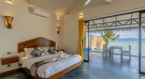 Absolute Beachfront Villas - Image 2