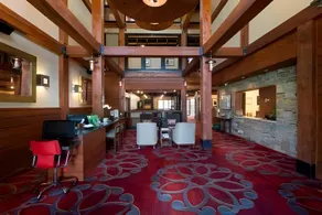 Hotel Room - Silver Baron Lodge - Image 5