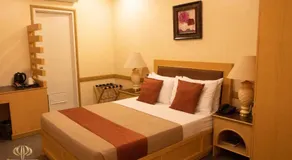 PHELA GRANDE HOTEL - Image 2