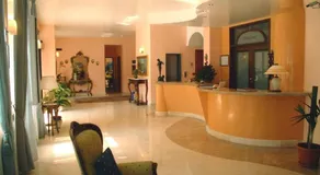 New Hotel Sonia - Image 4