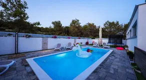 ANAI Serenity apartment , private heated pool and Hot Tub - Image 3