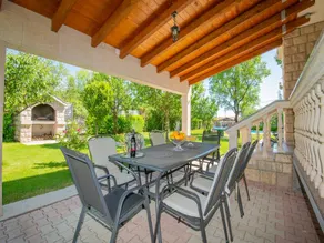 Villa in Croatia near Blue  Red Lakes - Image 3