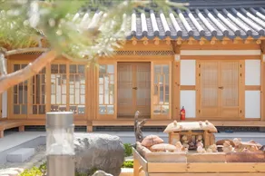 Gyeongju Wadamjung Hanok Pension - Image 3