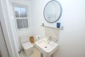 Tavmar Accommodation - Image 2