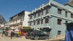 Hotel Venkatesh - Image 2