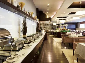 Grand Bellevue Hotel Apartment Dubai - Image 2