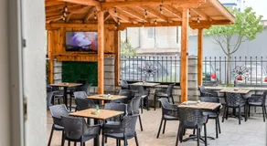 Solea Family Hotel & Restaurant l Free Parking - Image 5