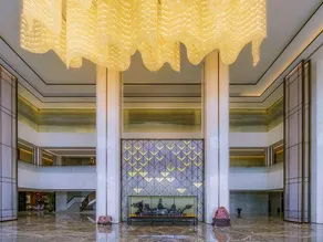 Grand Metropark Hotel Nantong - Image 2