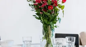 WelcomeStay Vauxhall St Georges Wharf 2 Bedroom Apartment - Image 5