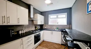 Birkenhead House - Image 3