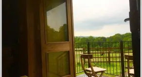 Malthouse Farm Cottage Carriage - Image 4