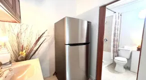 Pet-Friendly Studio with Kitchenette, Parking - Image 3