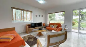 Gennadi Big House - Image 2