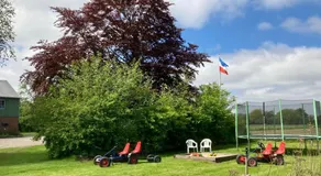 Thomsen - Familienfreundliche Ferienwohnung Mit Grossem Garten - Image 3