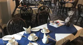 Holly Trees Hotel - Image 5