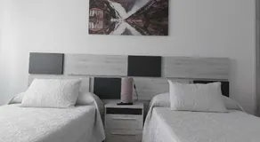 Apartamentos Olimpo Celta-Apart Laura - Image 2