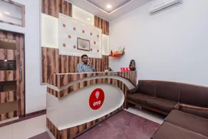 OYO Golden Tulipz Boutique Hotel Near Chhatrapati Shivaji International Airport - Image 3