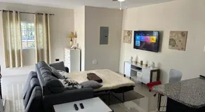 Chambers resident suite - Image 2