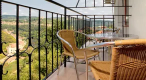 Lucky Hotel - Image 3