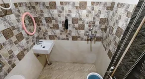 Royal Paradise Guest House - Image 5