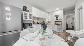 "Charming Apartment - Just 35 min to Manhattan" - Image 5